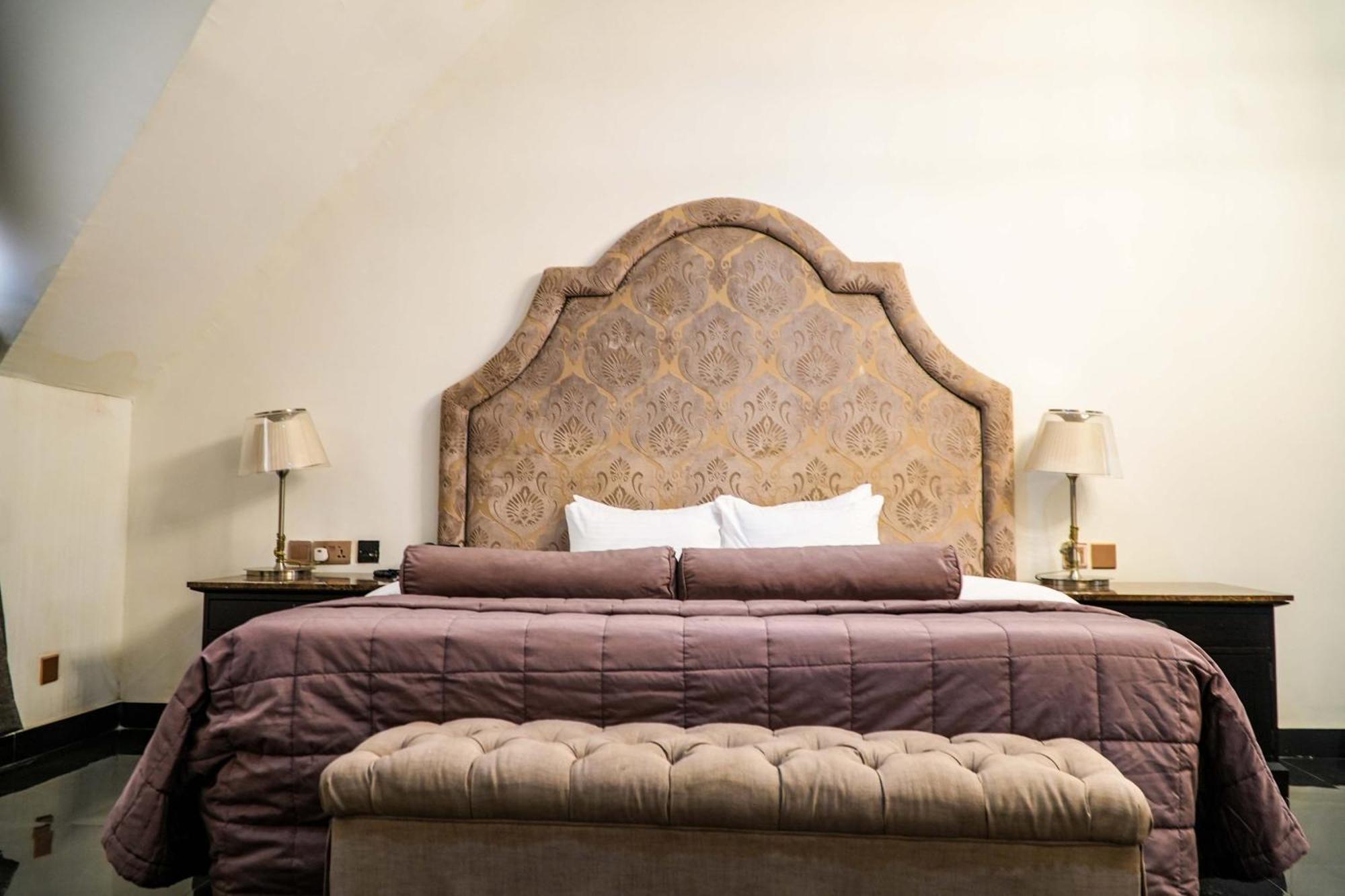 Amor Hotels 아부자 외부 사진
